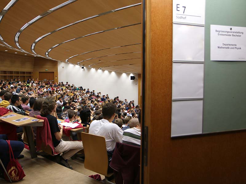 Auditorium with freshmen