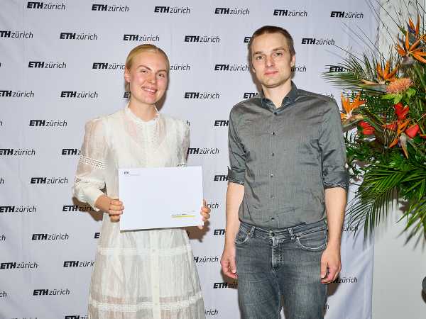 Helena Obrist recieves 2023 Willi Studer Prize
